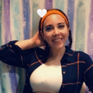 Meet your Posher, Claire